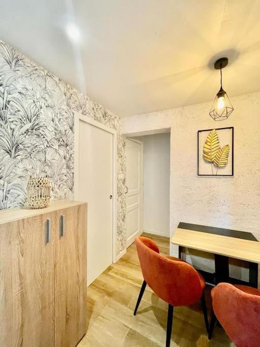 Le Studio Du Port Châteauneuf-sur-Loire Екстериор снимка